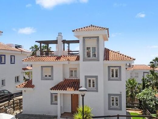 Luxury House for sale in Manilva, 550 000 €, Photo 2