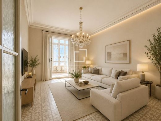Luxury Apartment for sale in Barri Gòtic, 675 000 €, Photo 2