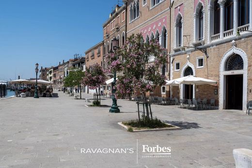 Luxury Apartment for sale in Venice, 510 000 €, Photo 3