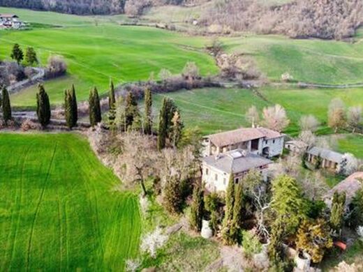 Luxury House for sale in Bobbio, 1 450 000 €, Photo 5