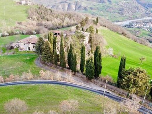 Luxury House for sale in Bobbio, 1 450 000 €, Photo 6