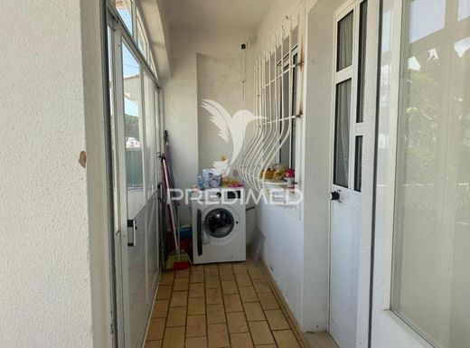 Luxury House for sale in Portimão, 615 000 €, Photo 4