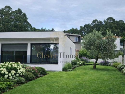 Maison de luxe à vendre à Barcelos, 649 000 €, Photo 1