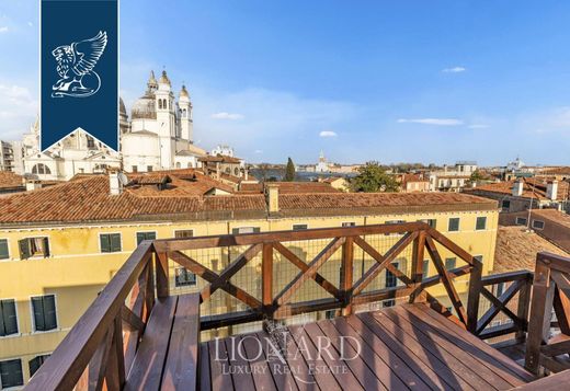 Luxury Apartment for sale in Venice, 1 350 000 €, Photo 1