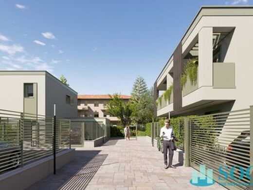 Luxury House for sale in Monza, 721 000 €, Photo 2