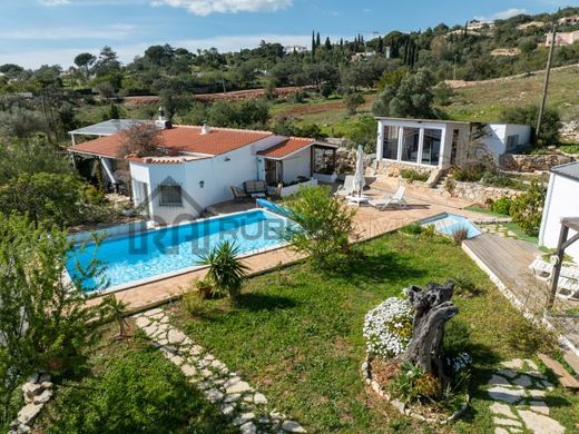 Maison de luxe à vendre à Faro, 580 000 €, Photo 1