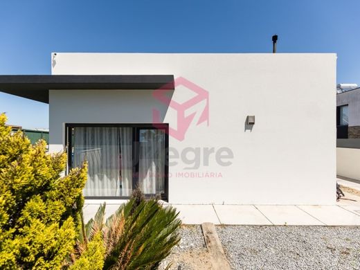 Luxury House for sale in Sesimbra, 689 000 €, Photo 2