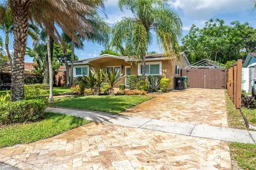 Luxury House for sale in Fort Lauderdale, 493 860 €, Photo 1
