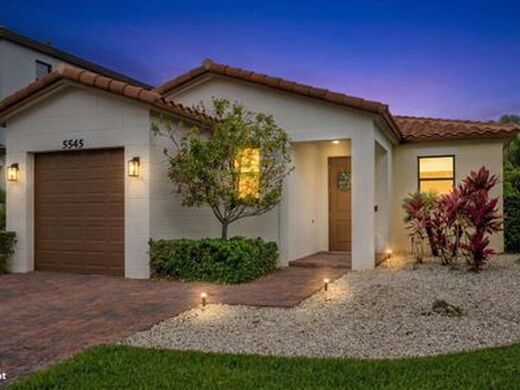 Luxury House for sale in Westlake, 429 435 €, Photo 1