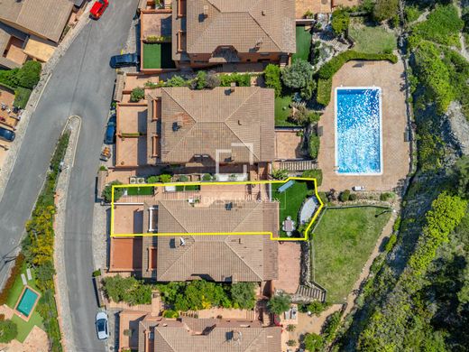 Luxury House for sale in Begur, 880 000 €, Photo 3