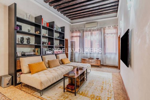 Luxury Apartment for sale in Venice, 625 000 €, Photo 1