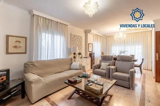 Maison de luxe à vendre à Peligros, 405 000 €, Photo 3