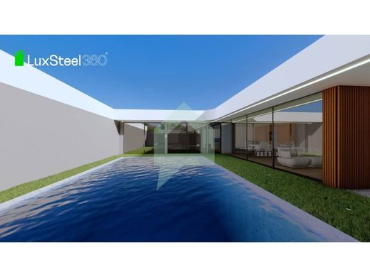 Maison de luxe à vendre à Barcelos, 450 000 €, Photo 1
