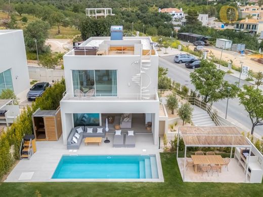 Luxury House for sale in Faro, 1 375 000 €, Photo 1