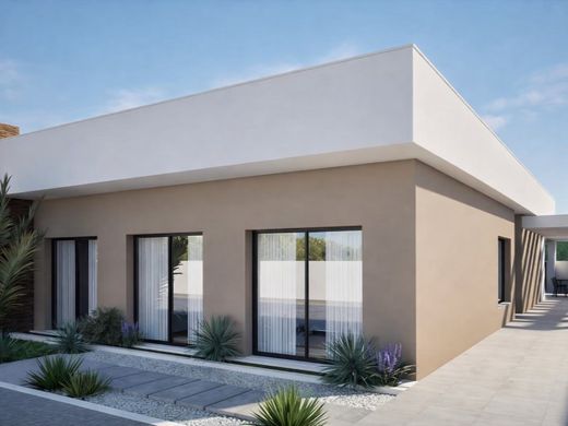 Luxury House for sale in Seixal, 697 000 €, Photo 2