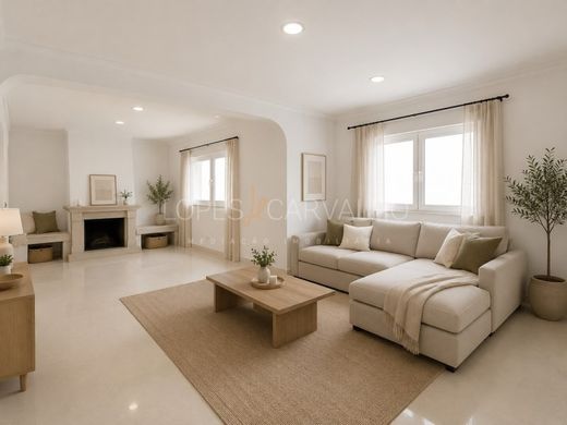 Luxury House for sale in Seixal, 445 000 €, Photo 2