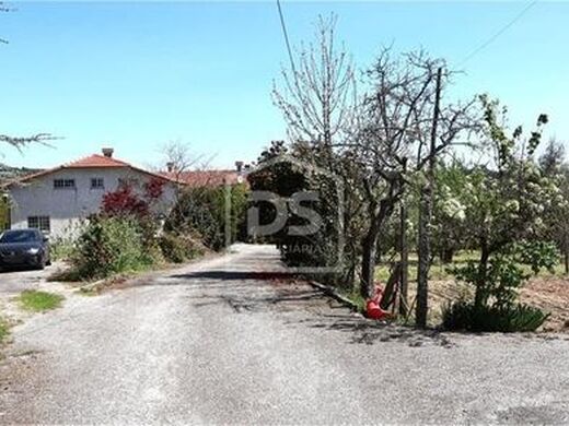 Luxury Apartment for sale in Viseu, 415 000 €, Photo 7