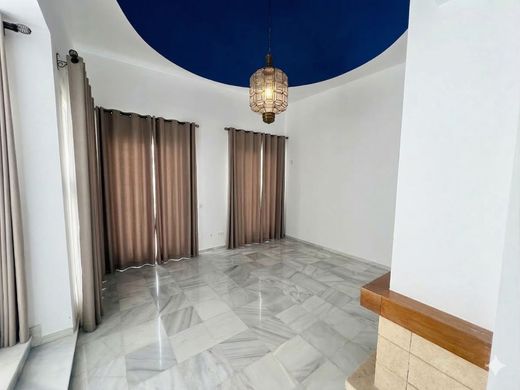 Maison de luxe à vendre à Marbella, 1 470 000 €, Photo 7