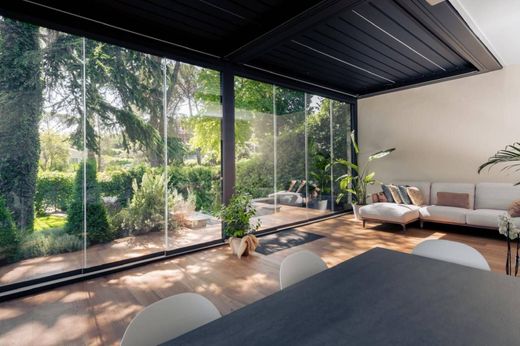 Luxury House for sale in Rome, 850 000 €, Photo 2
