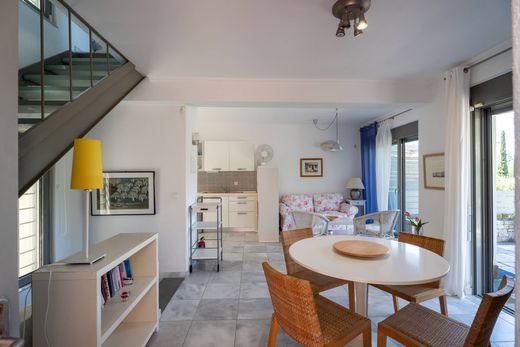 Maison de luxe à vendre à Níkiti, 430 000 €, Photo 4
