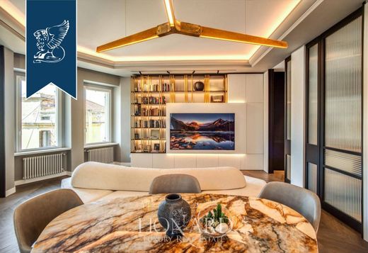 Luxury Apartment for sale in Rome, 2 350 009 €, Photo 7