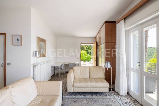Luxury House for sale in Maccagno, 430 000 €, Photo 7