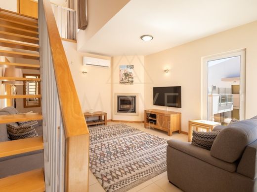 Luxury Apartment for sale in Lagos, 435 000 €, Photo 1
