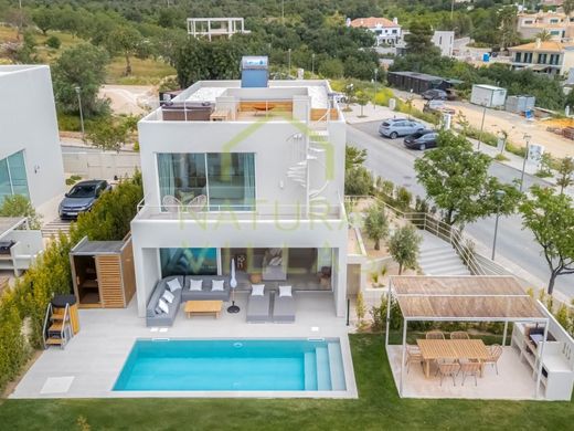 Luxury House for sale in Faro, 1 375 000 €, Photo 1
