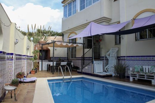 Luxury House for sale in Nerja, 795 000 €, Photo 1