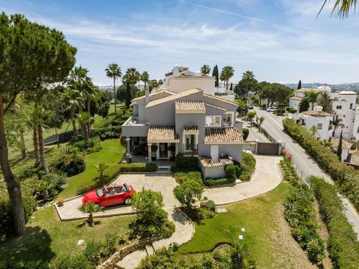 Maison de luxe à vendre à Marbella, 1 999 000 €, Photo 1