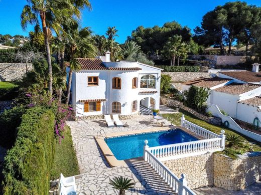 Luxury House for sale in Benissa, 775 000 €, Photo 1