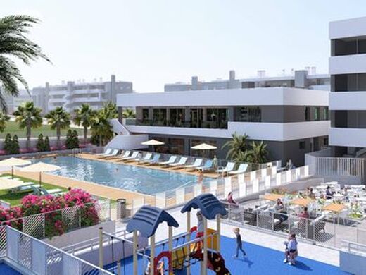 Appartement de luxe à vendre à Torrevieja, 471 000 €, Photo 1