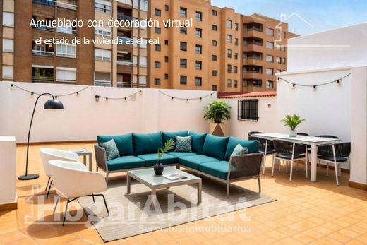 Luxury Apartment for sale in Valencia, 530 000 €, Photo 1