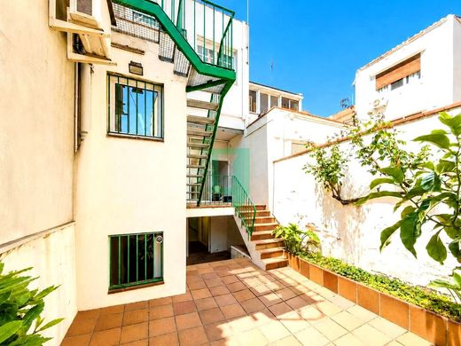 Luxury House for sale in Badalona, 675 000 €, Photo 3