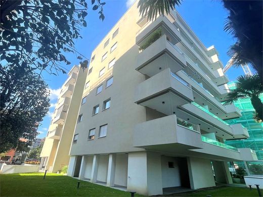 Luxury Apartment for sale in Lugano, 614 186 €, Photo 1