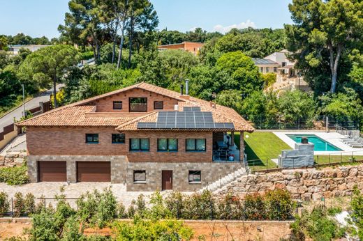 Luxury House for sale in Les Franqueses Del Vallès, 1 190 000 €, Photo 1