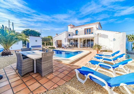 Luxury House for sale in Javea, 750 000 €, Photo 1