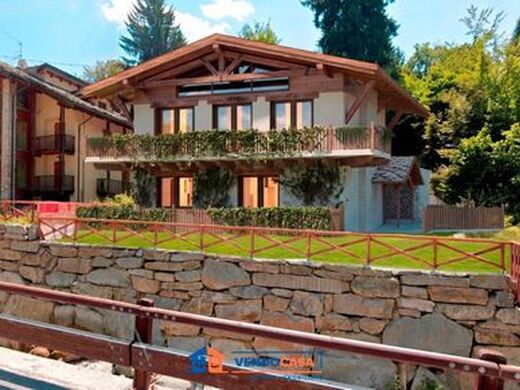 Maison de luxe à vendre à Limone Piemonte, 1 300 000 €, Photo 1