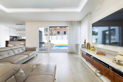 Maison de luxe à vendre à Charneca de Caparica, 780 000 €, Photo 4