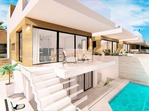 Maison de luxe à vendre à Torrevieja, 820 000 €, Photo 1