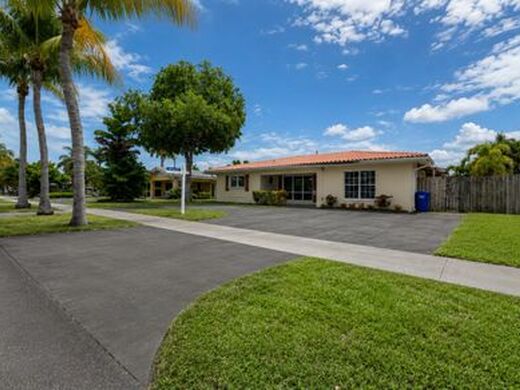 Luxury House for sale in Pompano Beach, 694 840 €, Photo 1
