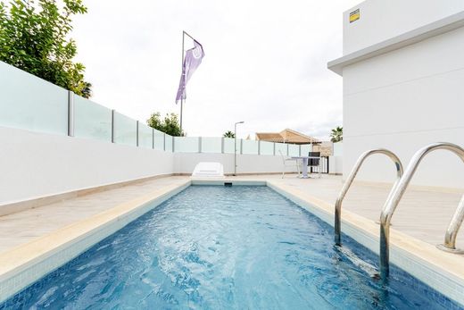 Maison de luxe à vendre à Torrevieja, 424 000 €, Photo 3