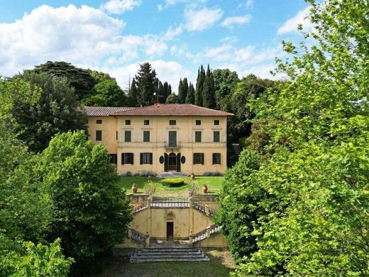 Luxury House for sale in Siena, 2 200 000 €, Photo 1