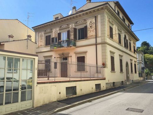 Luxury Apartment for sale in Florence, 630 000 €, Photo 1
