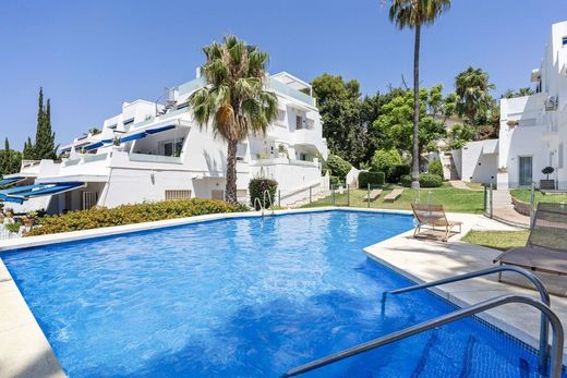 Luxury Apartment for sale in Marbella, 630 000 €, Photo 1