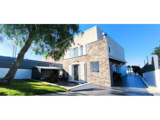 Luxury House for sale in Sesimbra, 530 000 €, Photo 2