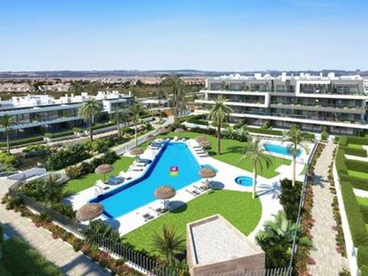 Maison de luxe à vendre à Torrevieja, 690 000 €, Photo 3