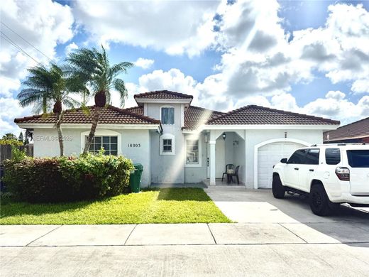 Luxury House for sale in Miami, 572 658 €, Photo 1