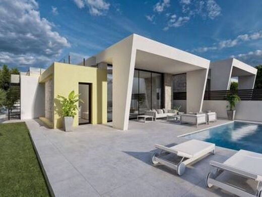 Maison de luxe à vendre à Torrevieja, 700 000 €, Photo 1