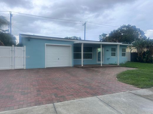 Luxury House for sale in Pompano Beach, 505 885 €, Photo 1